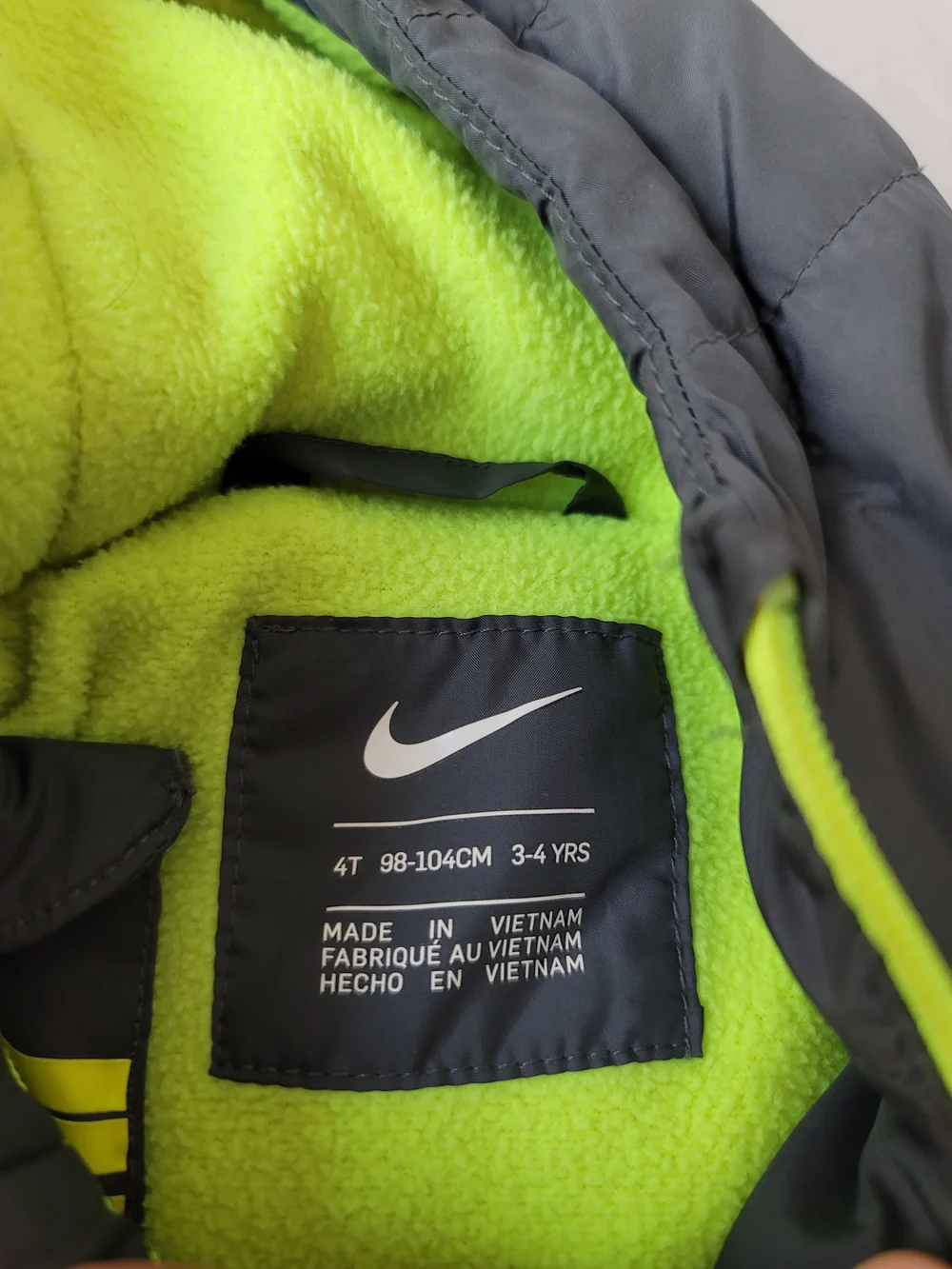 Nike Kids' 4T Puffer Jacket in Charcoal Gray Lime Interior‎ Full Zip